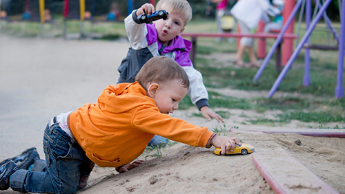 Kids playing in sandbox